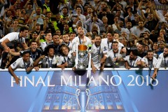 哈兰德+多库默契提升：教练团队强调团队协作助力表现